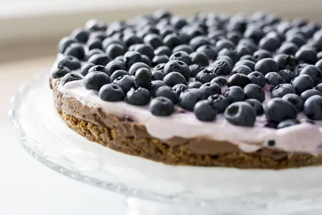 Comment Réaliser un Gâteau Maison Léger et Moelleux : Astuces Essentielles
