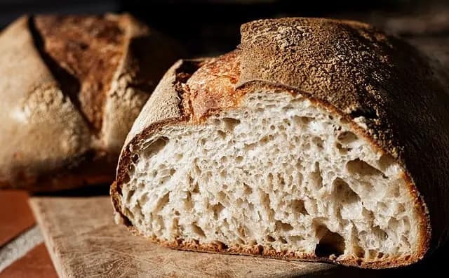 Comment Élever le Niveau de Vos Gâteaux Maison avec des Épices
