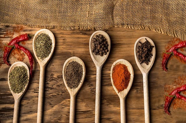 Gâteaux Maison : 10 Épices pour Élever Vos Recettes